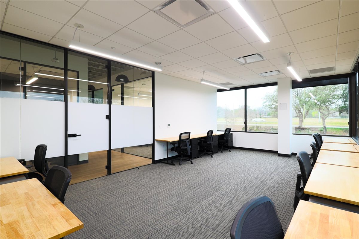 10127 Morocco Street 195 Office Images