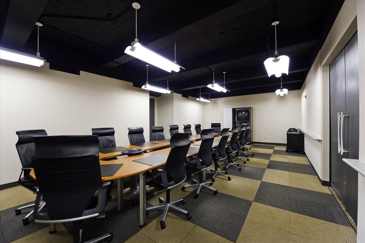 80 Broad Street Office Images