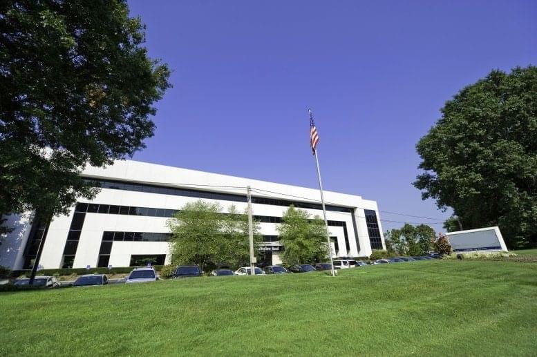 200 Broadhollow Rd available for companies in Melville