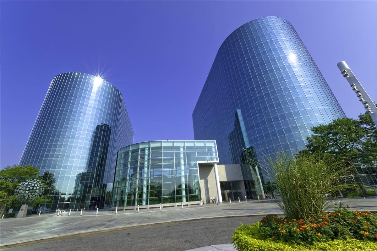 626 RXR Plaza available for companies in Uniondale