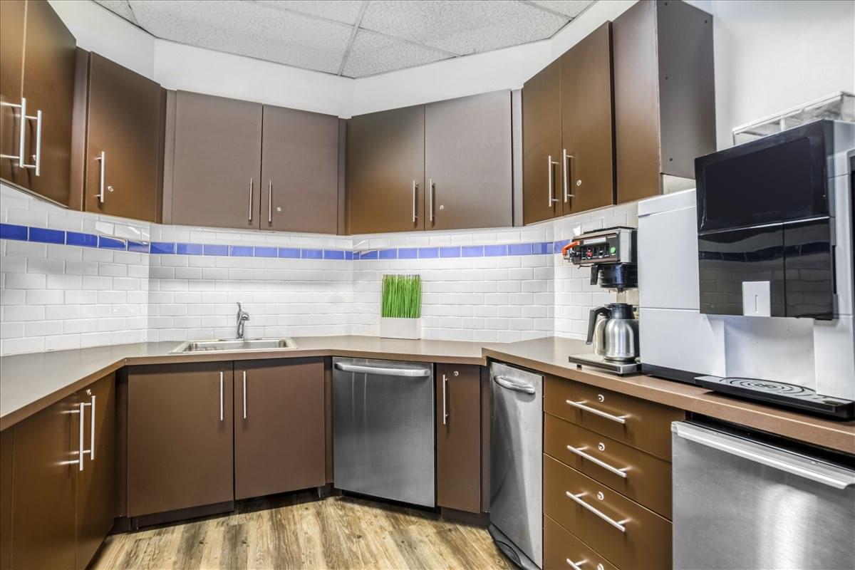 River Park Center, 205 SE Spokane St, Sellwood Office Space - Portland