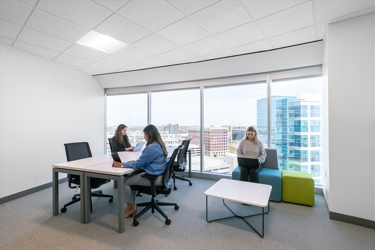 The Colonnade, 15305 Dallas Pkwy Office Images