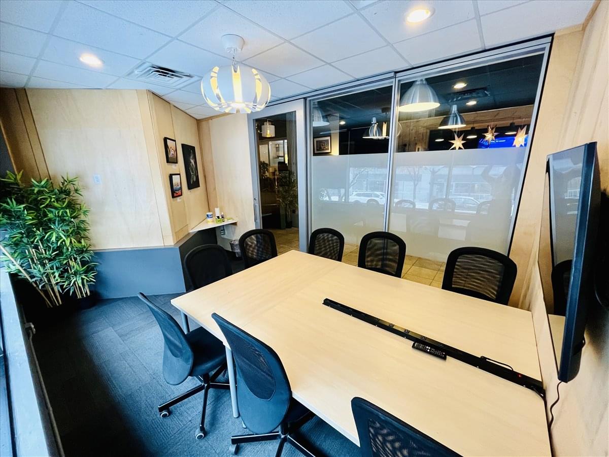 201 Milwaukee Street, Suite 200 Office Images