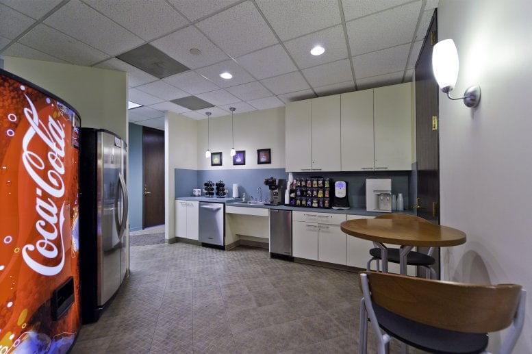 Park Place On Turtle Creek, 2911 Turtle Creek Blvd Office Space - Dallas