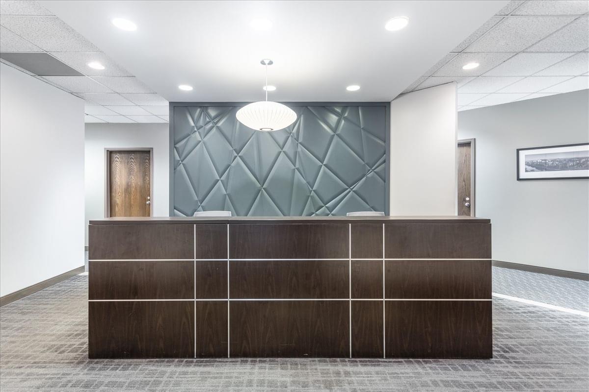 Boulders II, 7400 Beaufont Springs Dr Office Space - Richmond