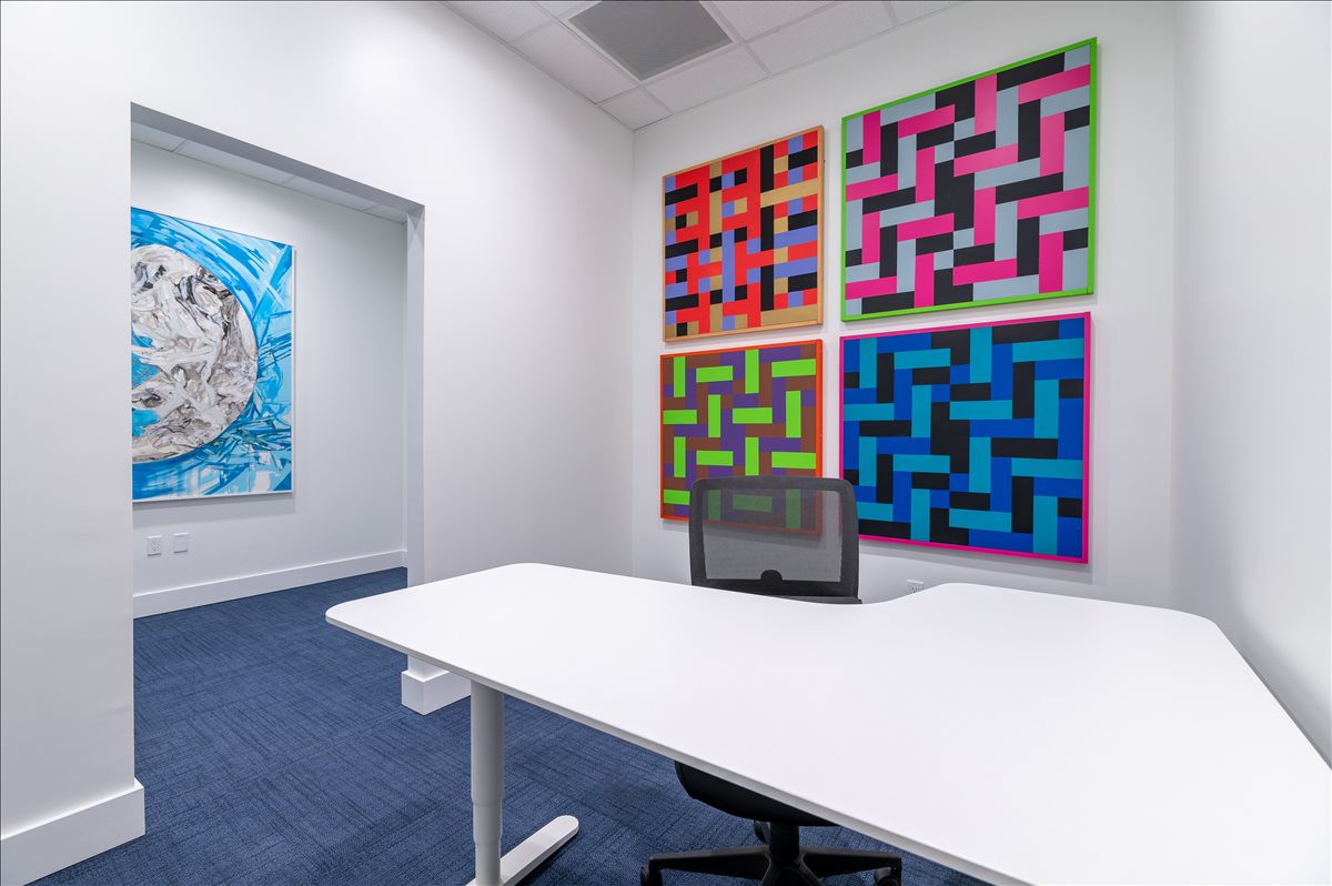 1505 Dennis Street Office Images