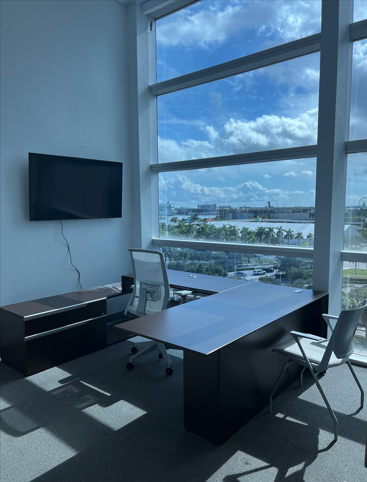 1501 Biscayne Boulevard, Suite 501 Office Images