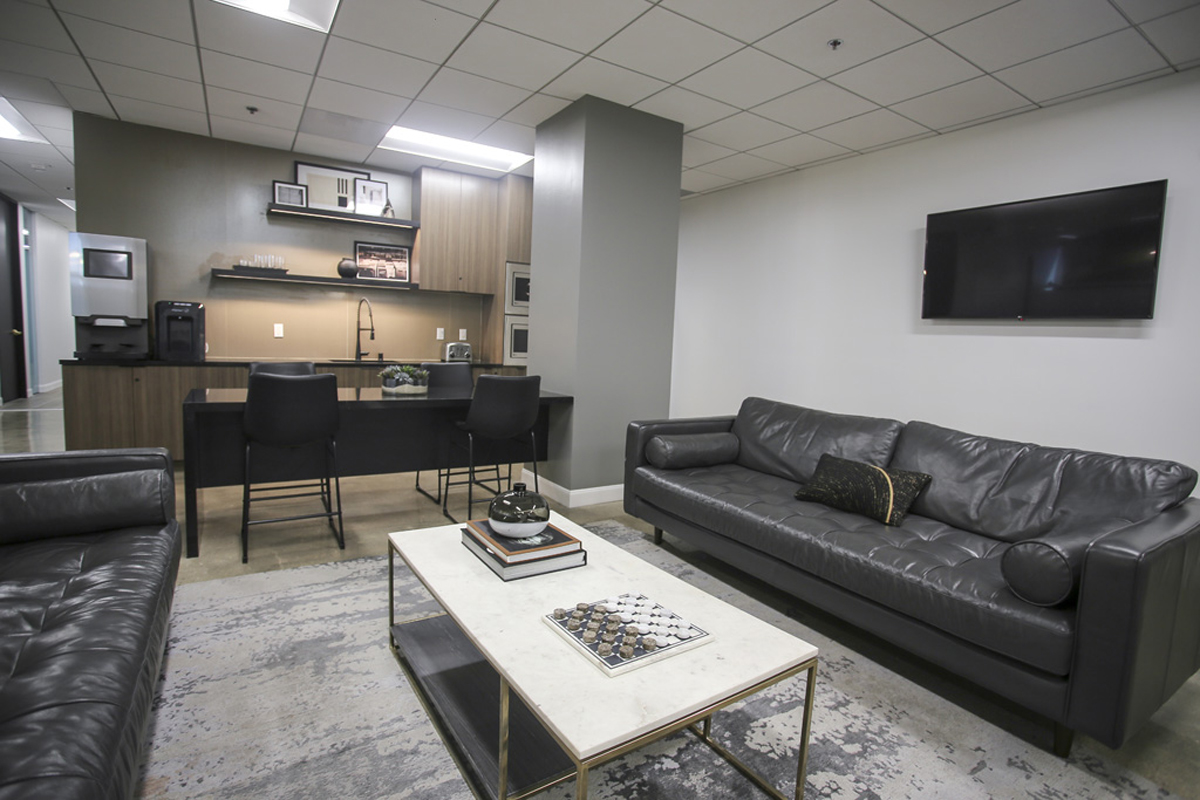 The Tower, 10940 Wilshire Blvd Office Images