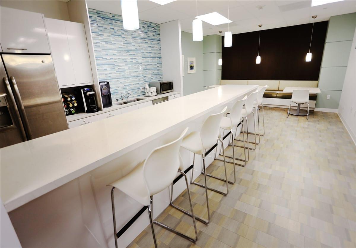 1901 Avenue of The Stars, Suite 200 Office Space - Los Angeles