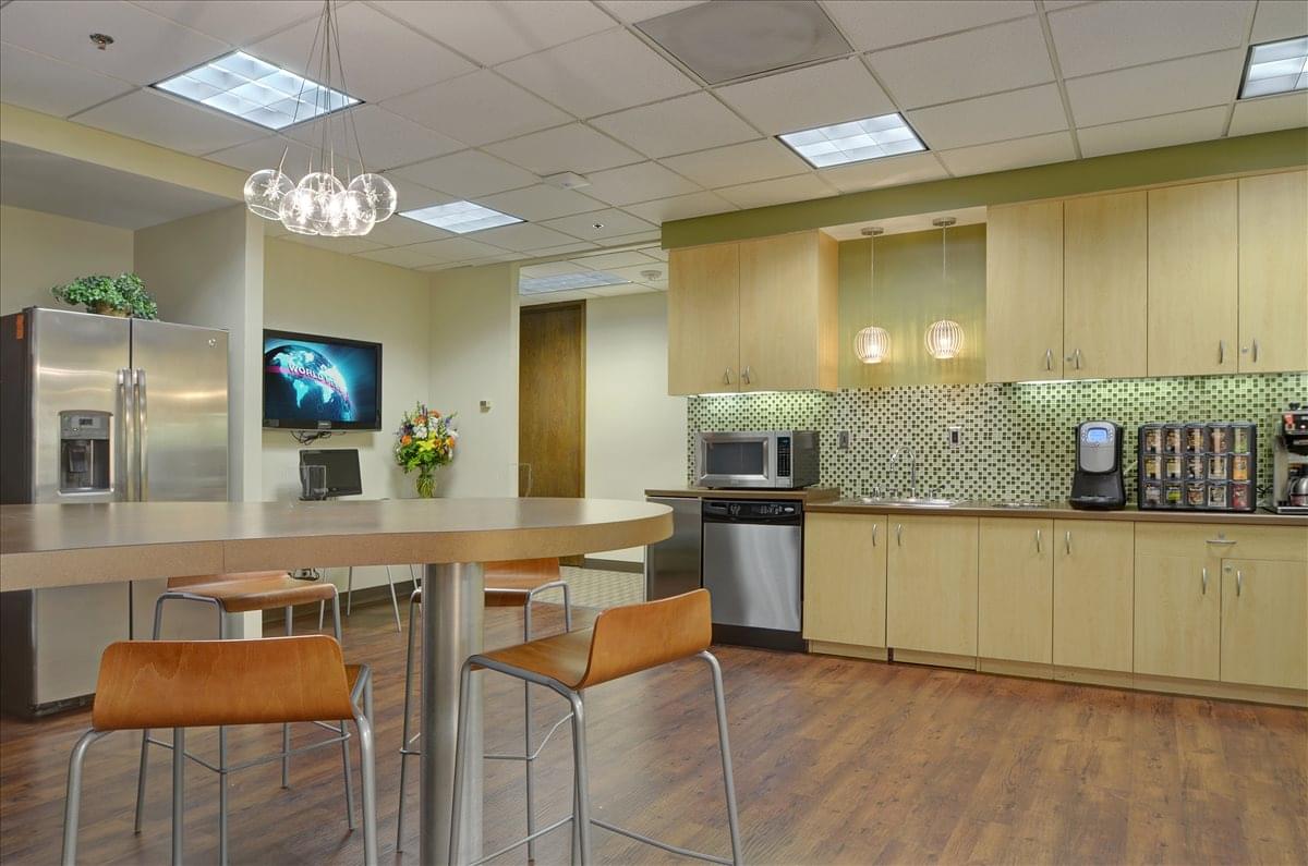 250 Plaza, 250 East Wisconsin Avenue, Downtown Office Space - Milwaukee