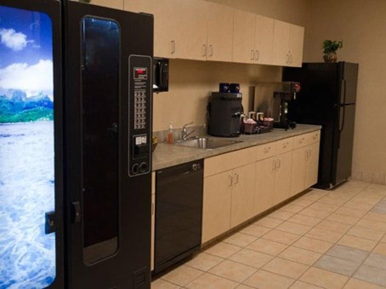 8270 Woodland Center Blvd Office Space - Tampa