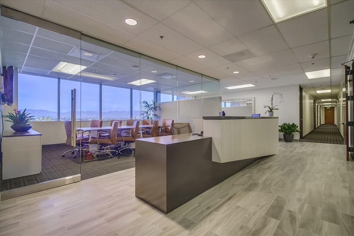 15760 Ventura Blvd Office Space - Encino
