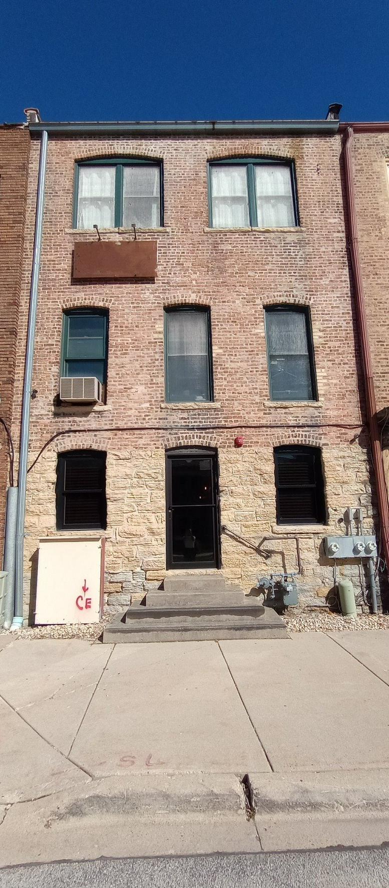 Photo of Office Space on 105 Turner Court Chicago