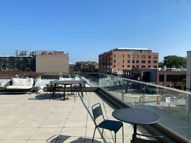 875 High Street, The Sutton Office Images