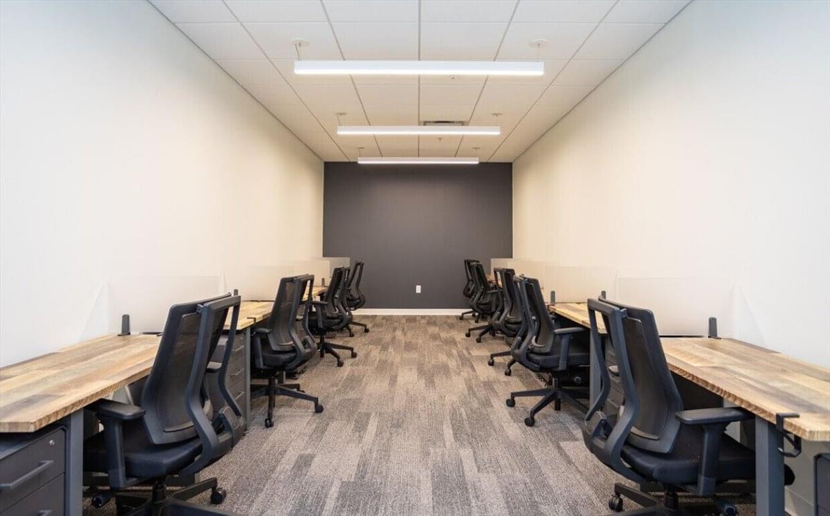 701 Green Valley Road, Suite 100 Office Images