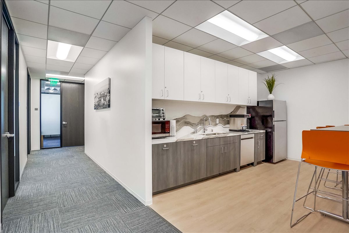 35 North Lake Avenue, Suite 710 Office Space - Pasadena
