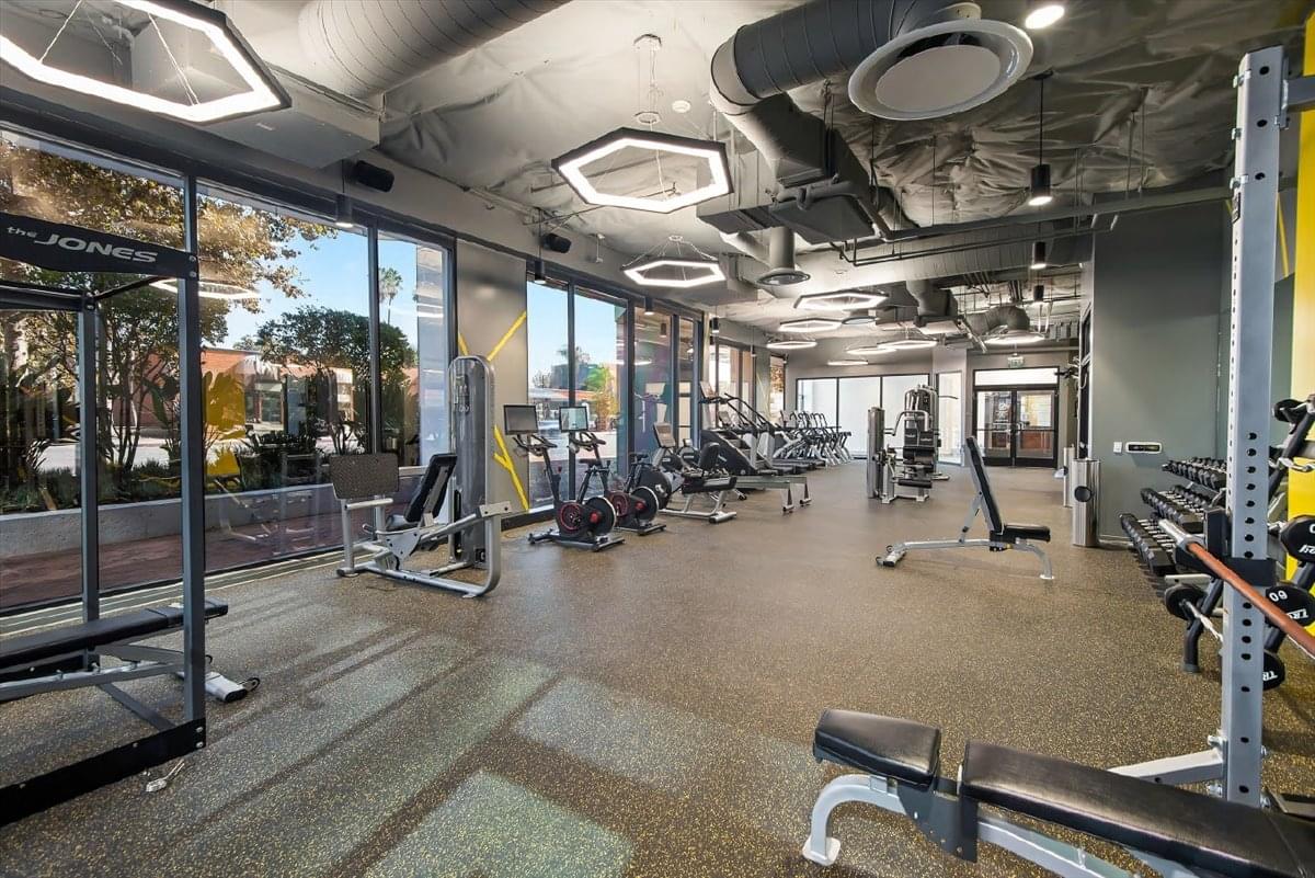 35 North Lake Avenue, Suite 710 Office Space - Pasadena