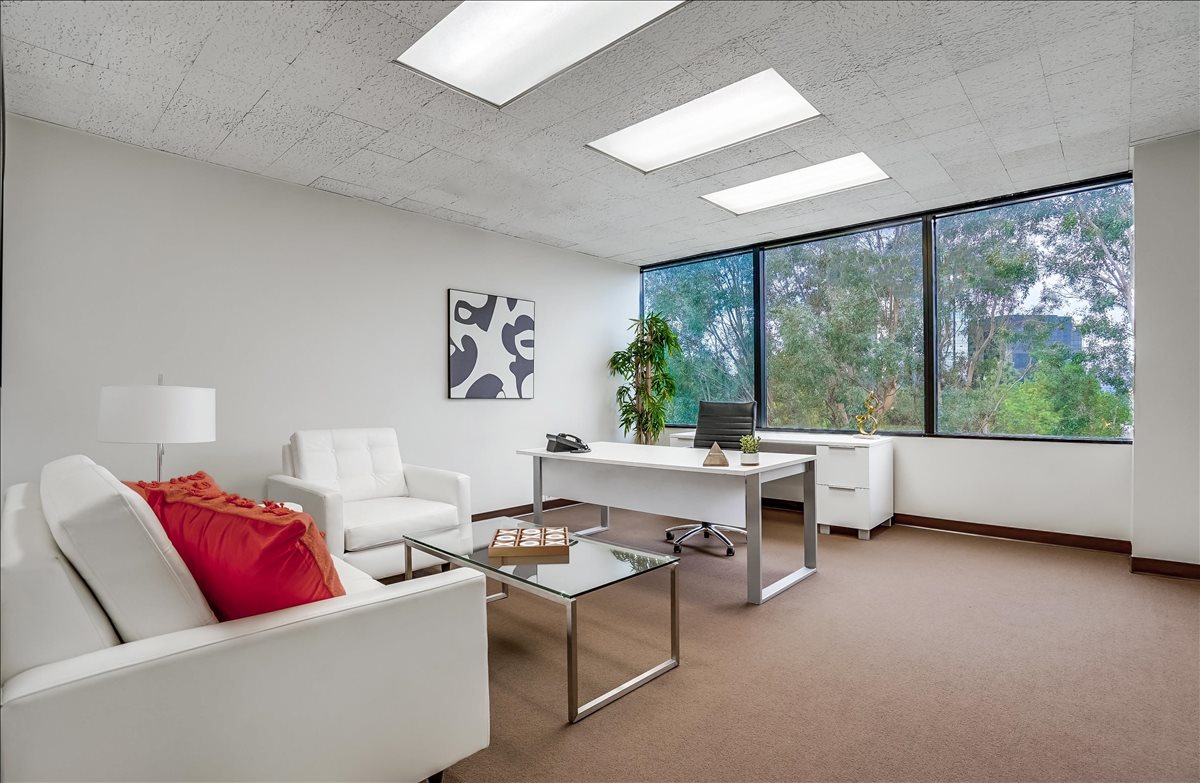 Warner Center, 5850 Canoga Ave Office Space - Woodland Hills
