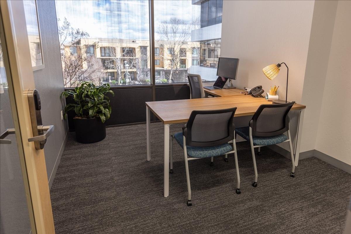 10080 North Wolfe Road, SW3-200 Office Space - Cupertino