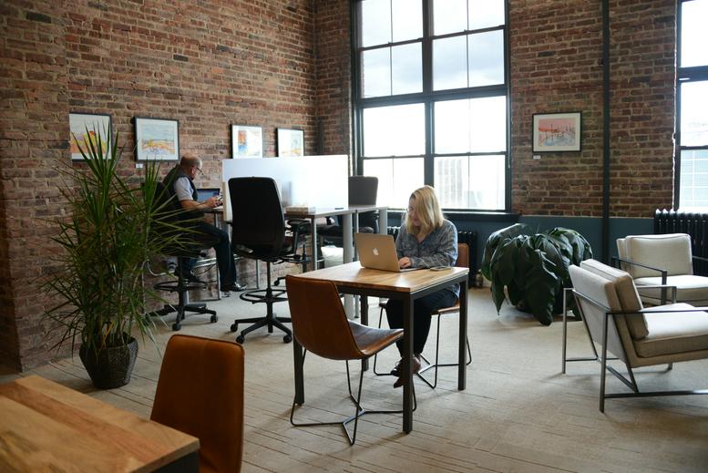 45 North Broad Street, The Lincoln Building Office Images