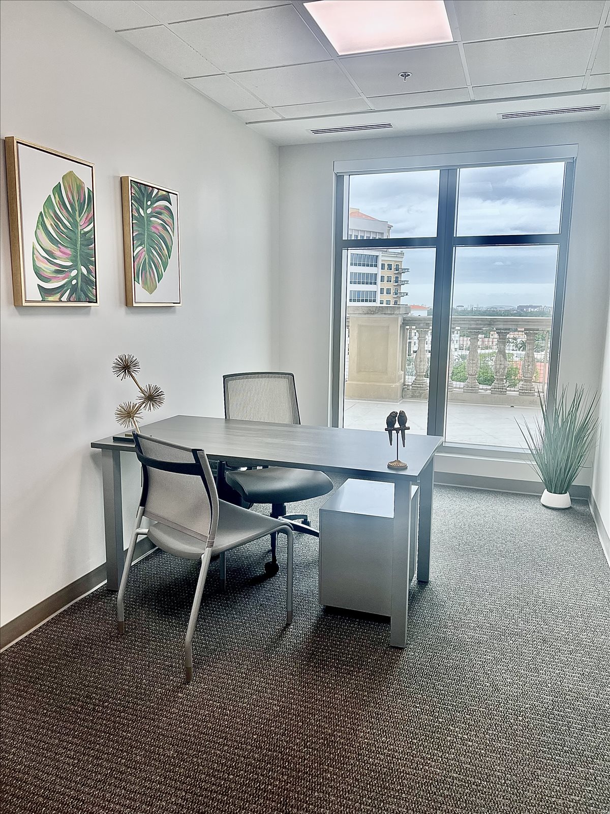 121 Alhambra Plaza, Suite 1000 Office Images