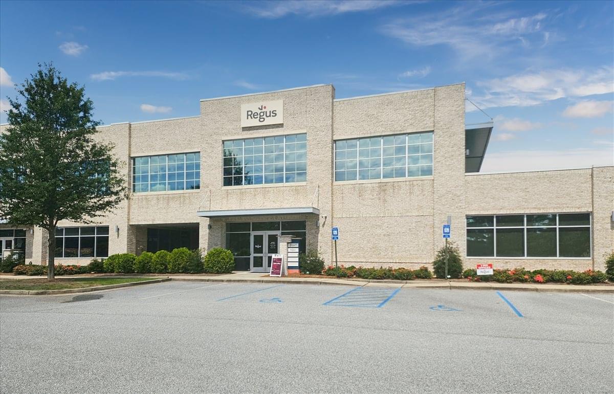 5547 Veterans Parkway, 1st and 2nd Floor Office Space - Columbus