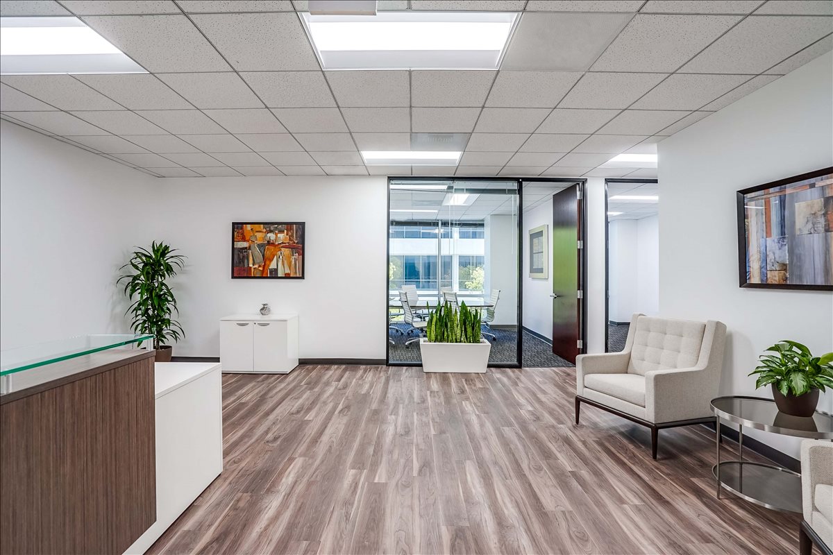21031 Ventura Boulevard, Suite 200, Woodland Hills Corporate Center Office Images