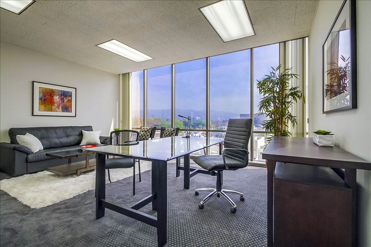 21031 Ventura Boulevard, Suite 200, Woodland Hills Corporate Center Office Images