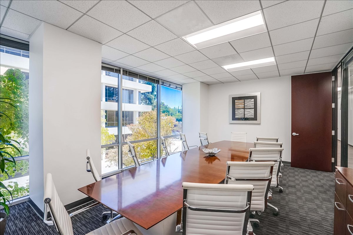 21031 Ventura Boulevard, Suite 200, Woodland Hills Corporate Center Office Space - Woodland Hills