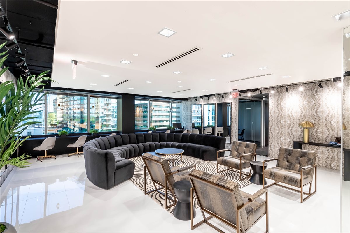 3379 Peachtree Road Northeast Office Images