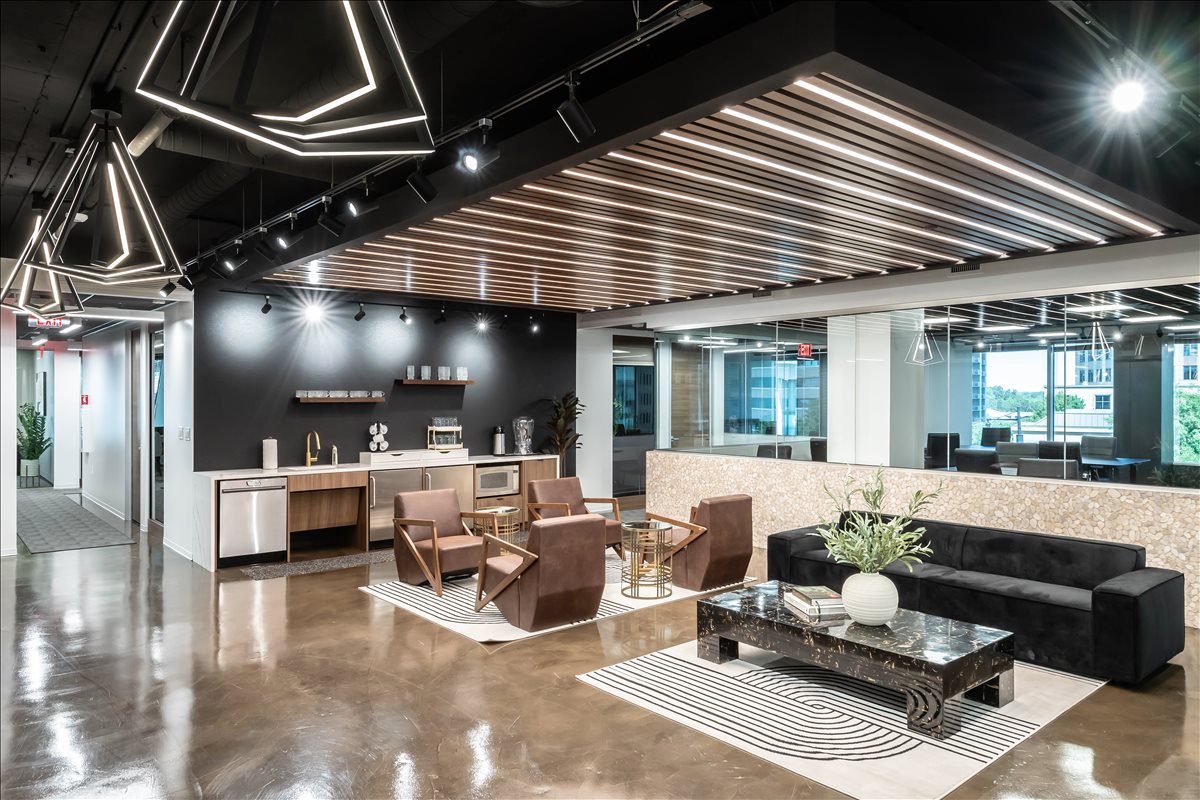 3379 Peachtree Road Northeast Office Images