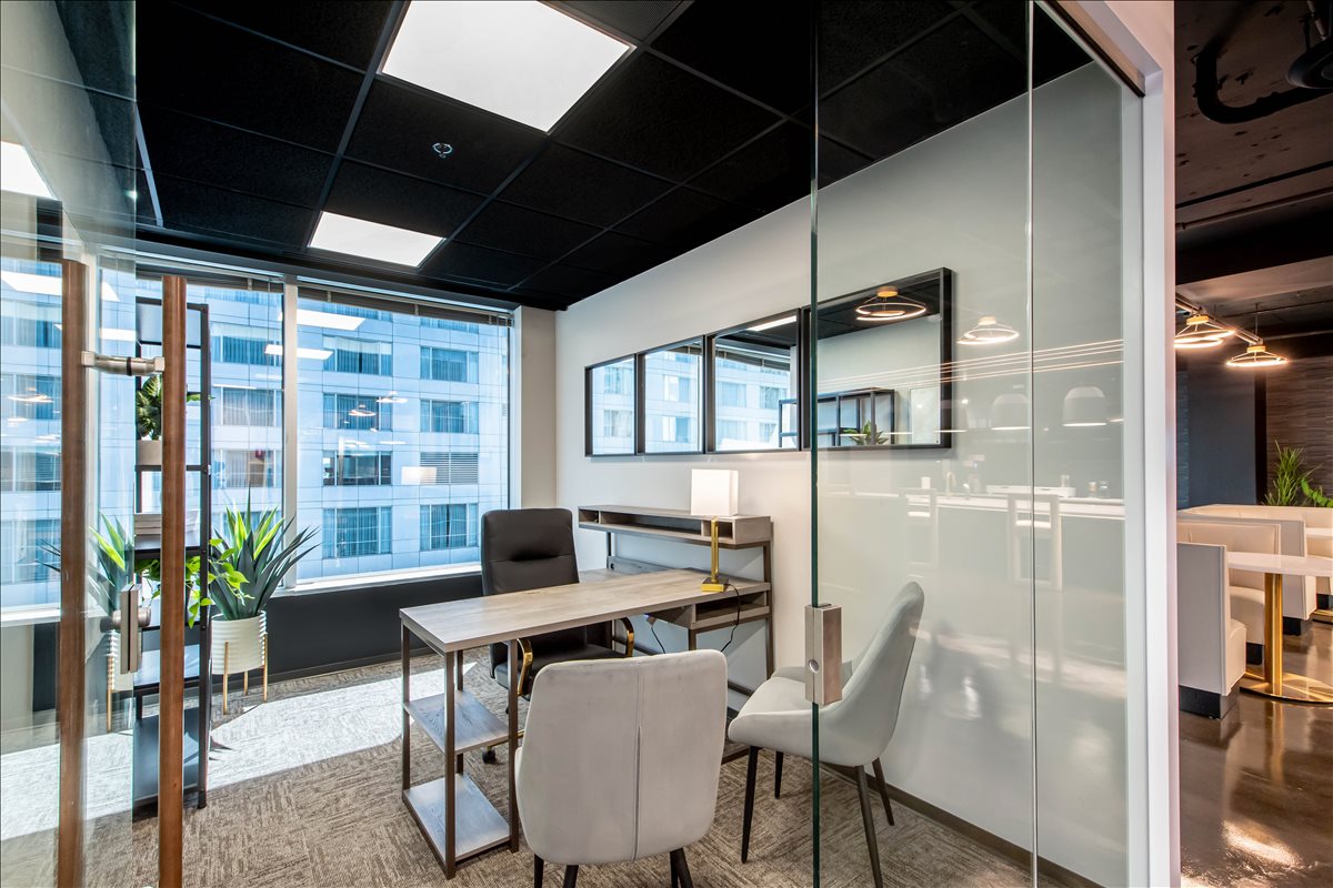 3379 Peachtree Road Northeast Office Space - Atlanta