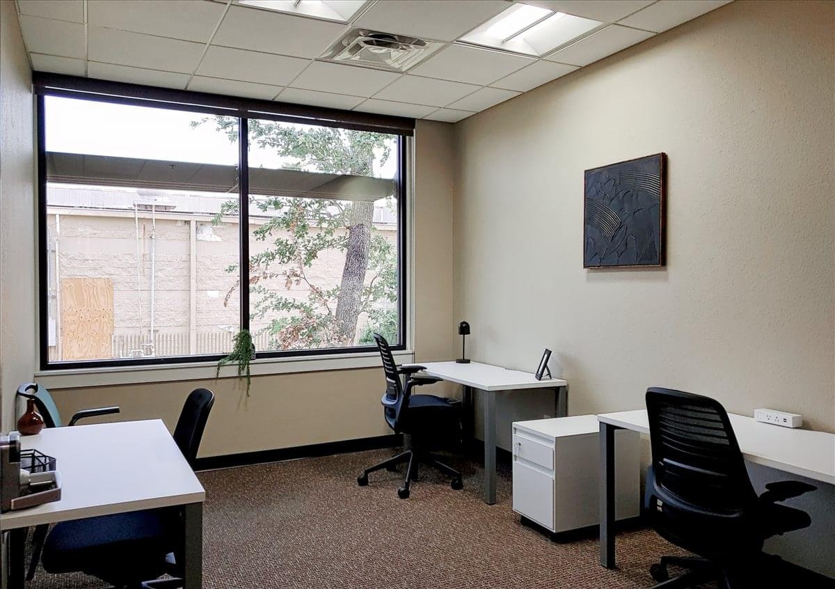 511 University Drive East, Suite 100 Office Space - Bryan