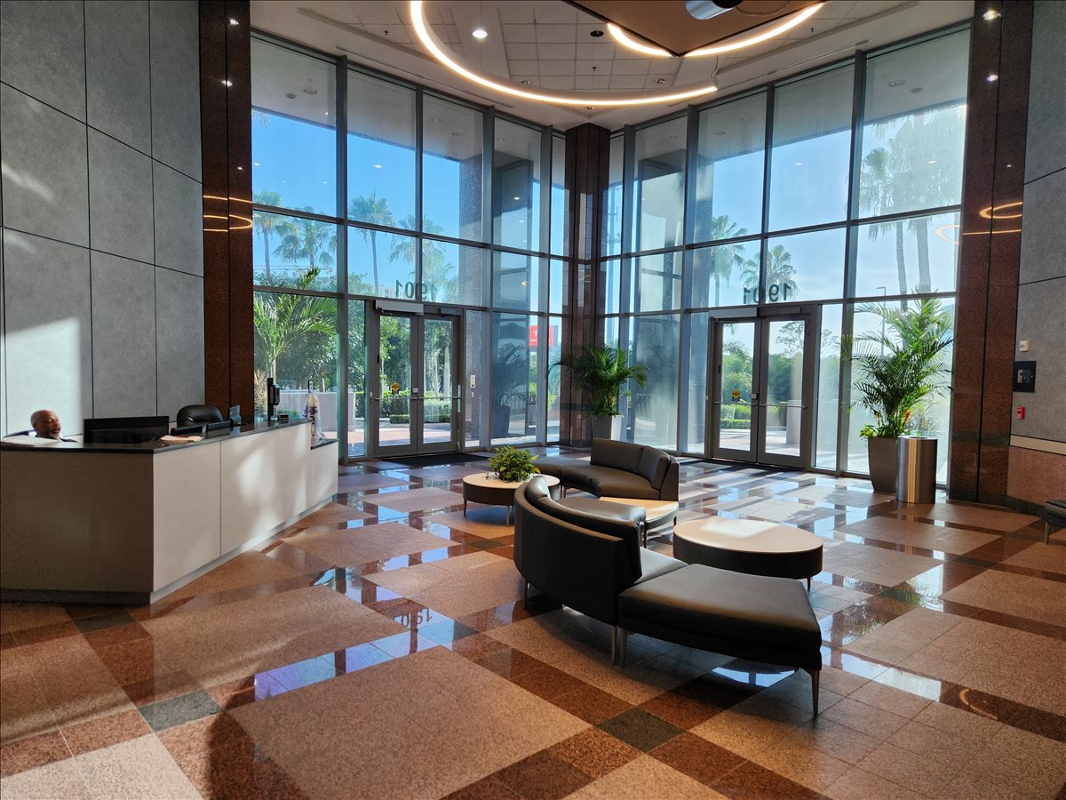 1901 Ulmerton Rd, Suite 625 Office Images