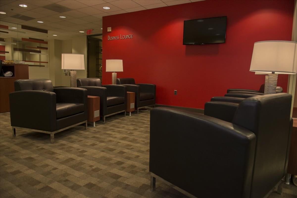 Four Tower Bridge, 200 Barr Harbor Dr Office Space - West Conshohocken
