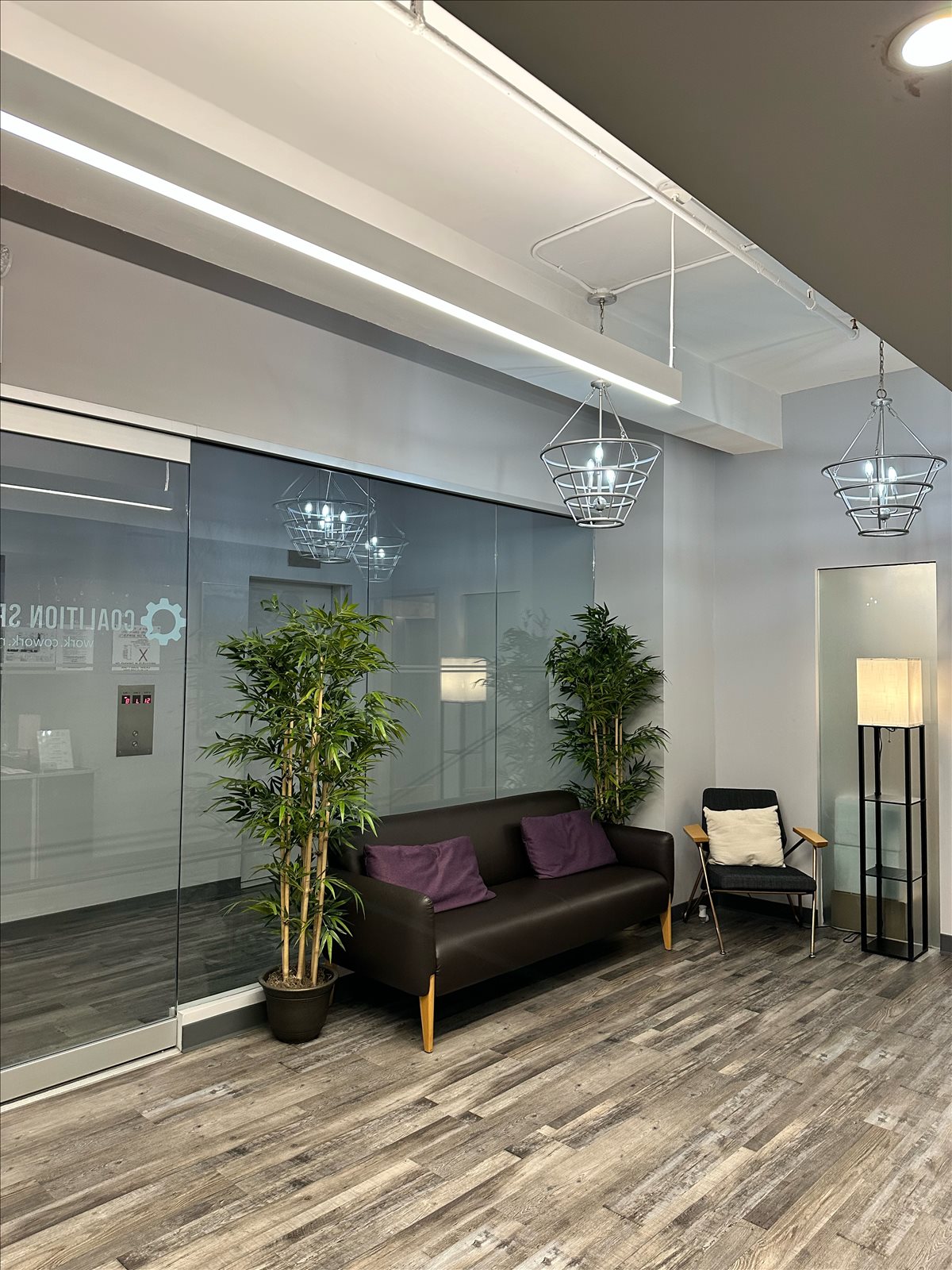 462 Seventh Ave available for companies in NYC