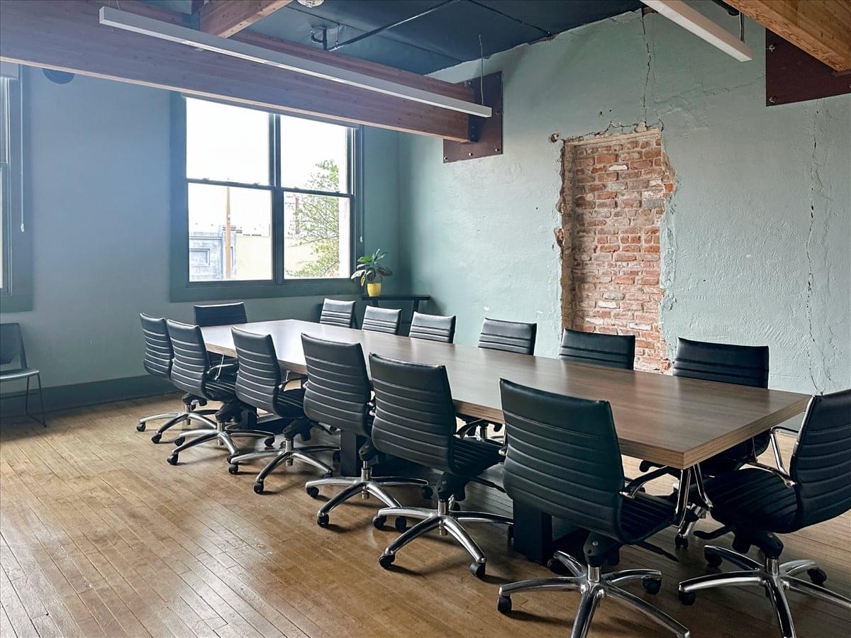 130 East Congress Street available for companies in Tucson