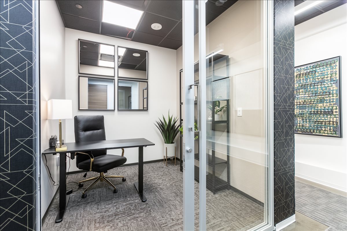 2325 East Camelback Road, Suite 400 Office Space - Phoenix