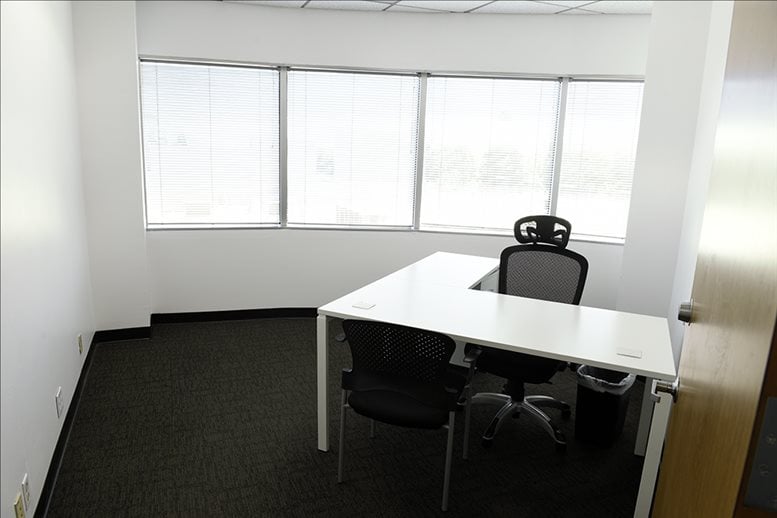 500 S. Sepulveda Blvd., Suite 400 Office Images