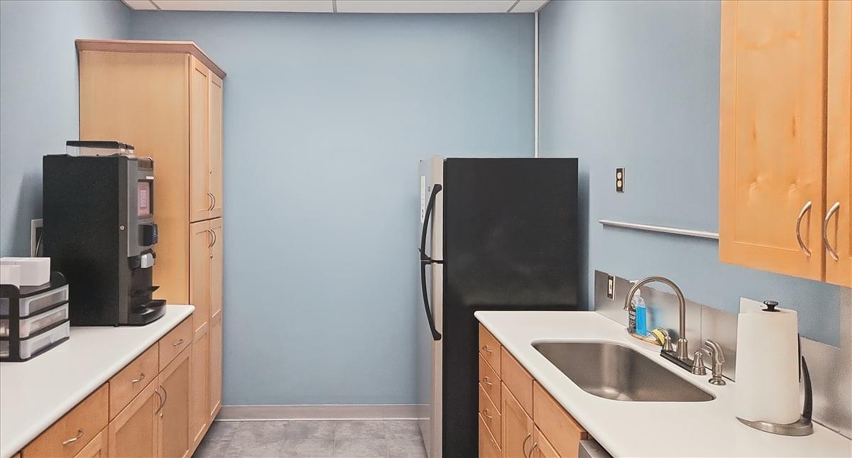 516 W Friendly Ave, 1st Floor Office Space - Greensboro