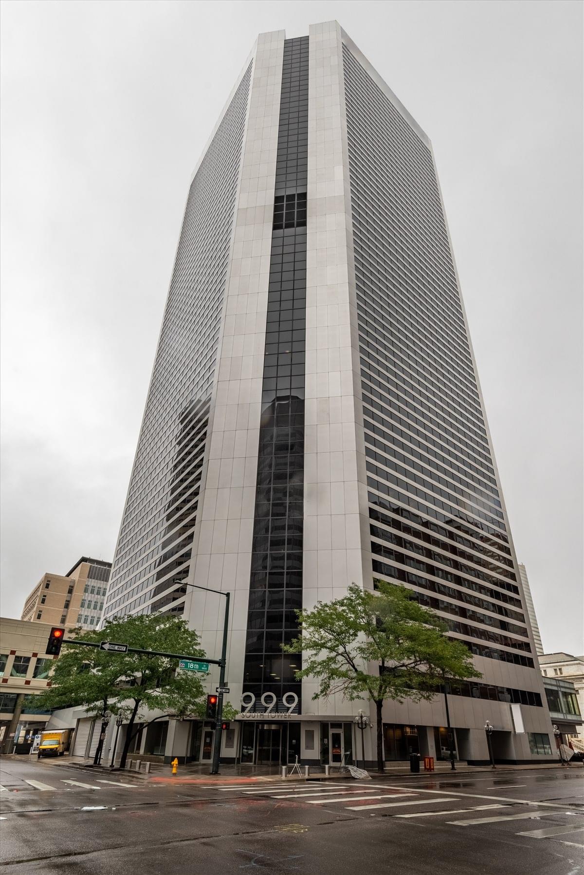 Photo of Office Space on Denver Place, 999 18th St Denver