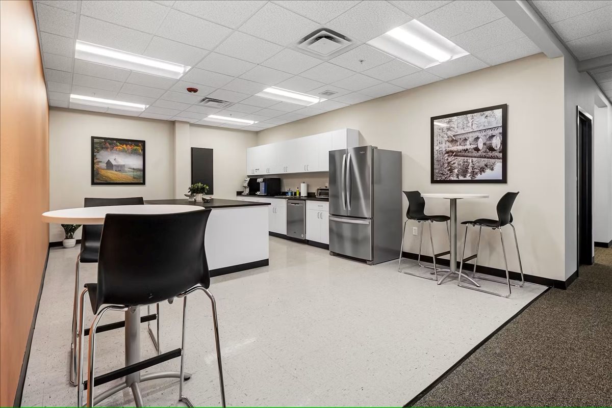 500 Cummings Center, Suite 6500 Office Space - Beverly