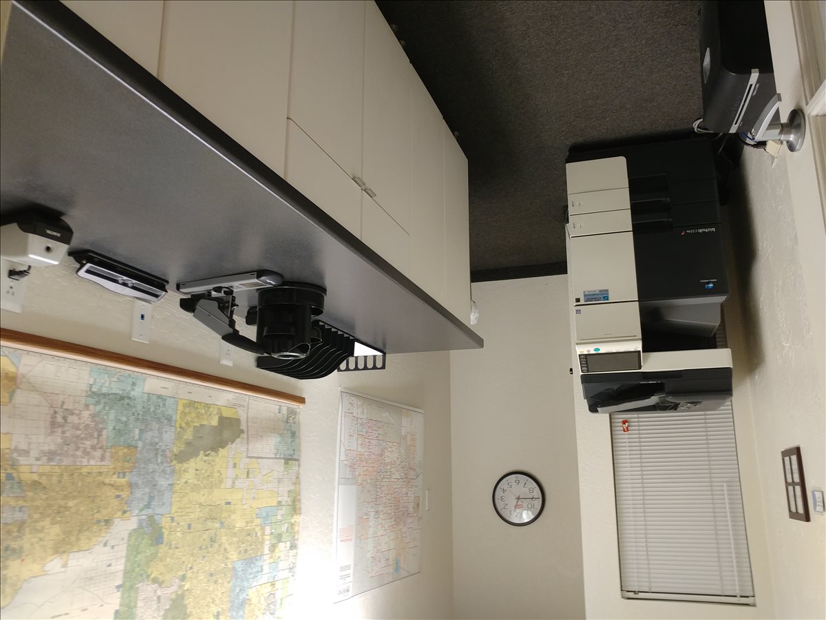 2942 N 24th Street, Suite 114 Office Images
