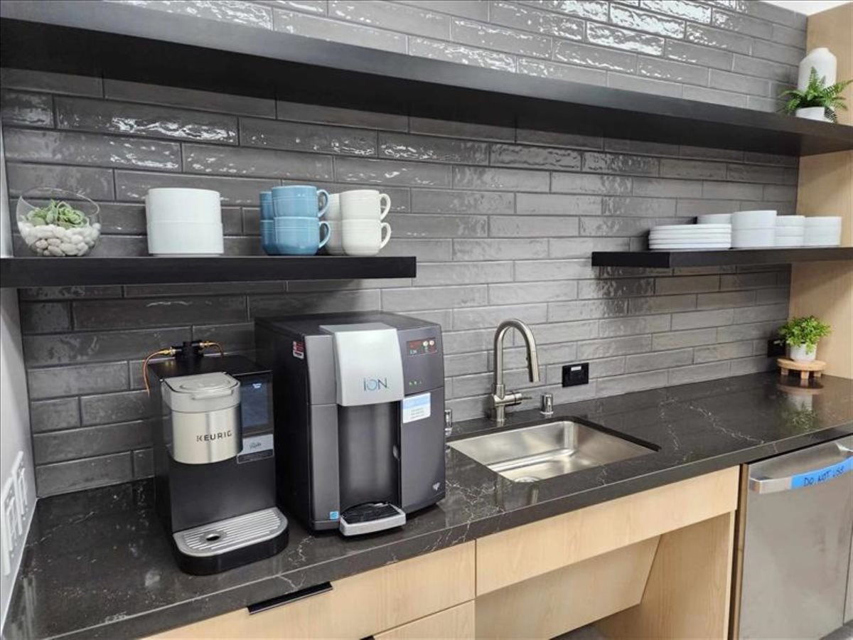 5700 W Plano Pkwy, Suite 1000 Office Space - Plano