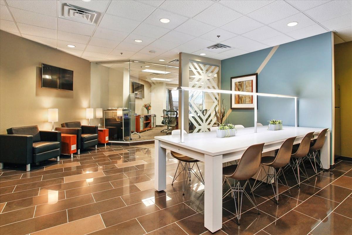 500 N Rainbow Blvd Office Images