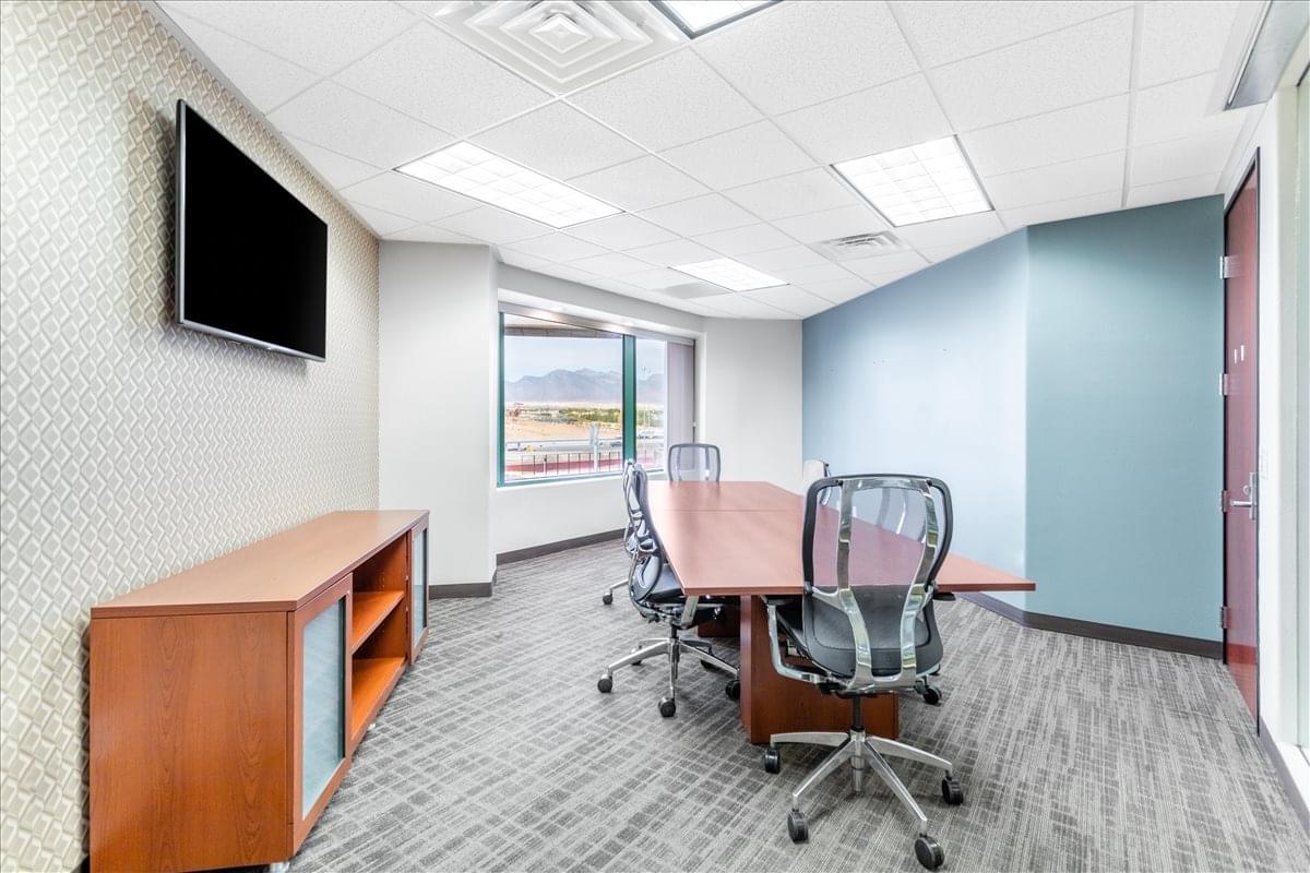 500 N Rainbow Blvd Office Space - Las Vegas