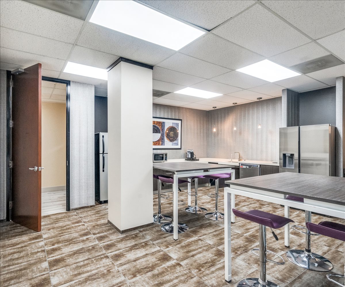 555 Republic Drive Office Space - Plano