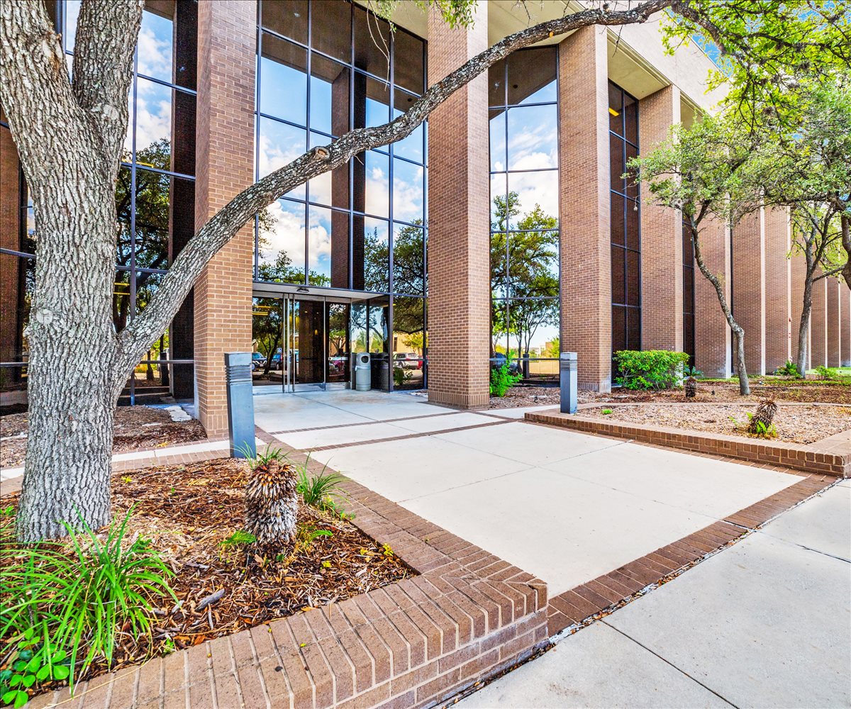 Photo of Office Space on 4440 S Piedras Dr San Antonio