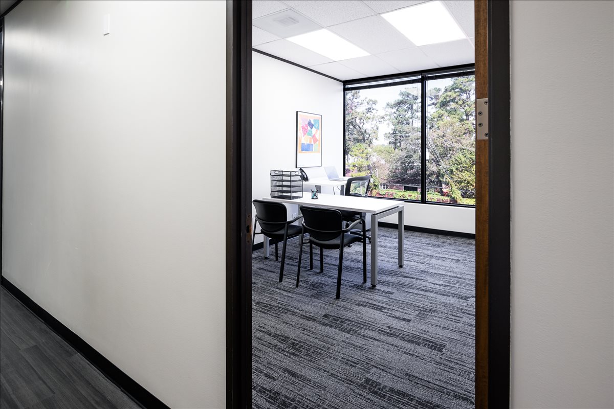 4801 Woodway Drive, Suite 300E Office Space - Houston