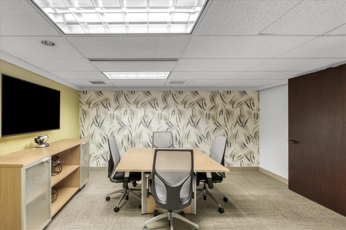 Waterfront Plaza, 500 Ala Moana Blvd Office Images